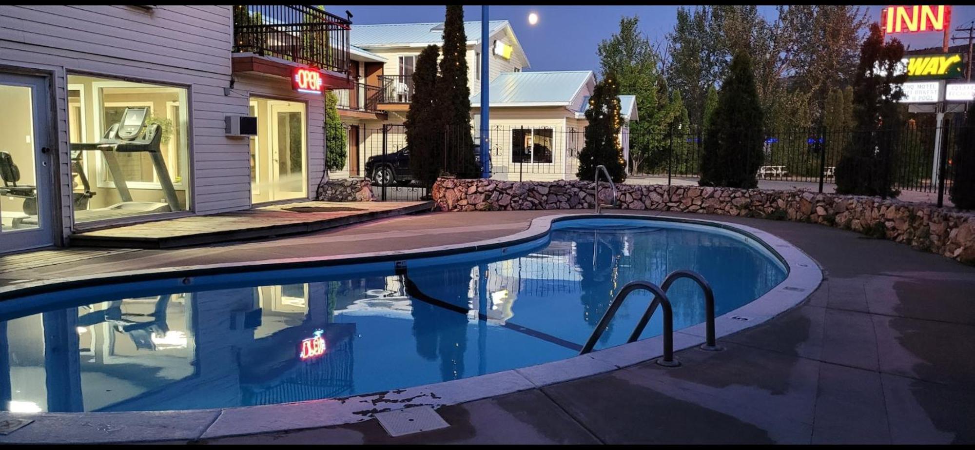 Cache Creek Inn Esterno foto