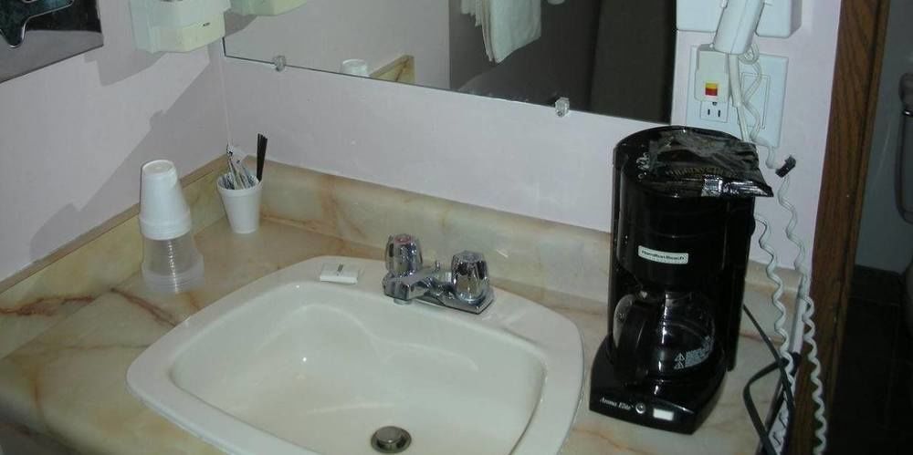 Cache Creek Inn Esterno foto